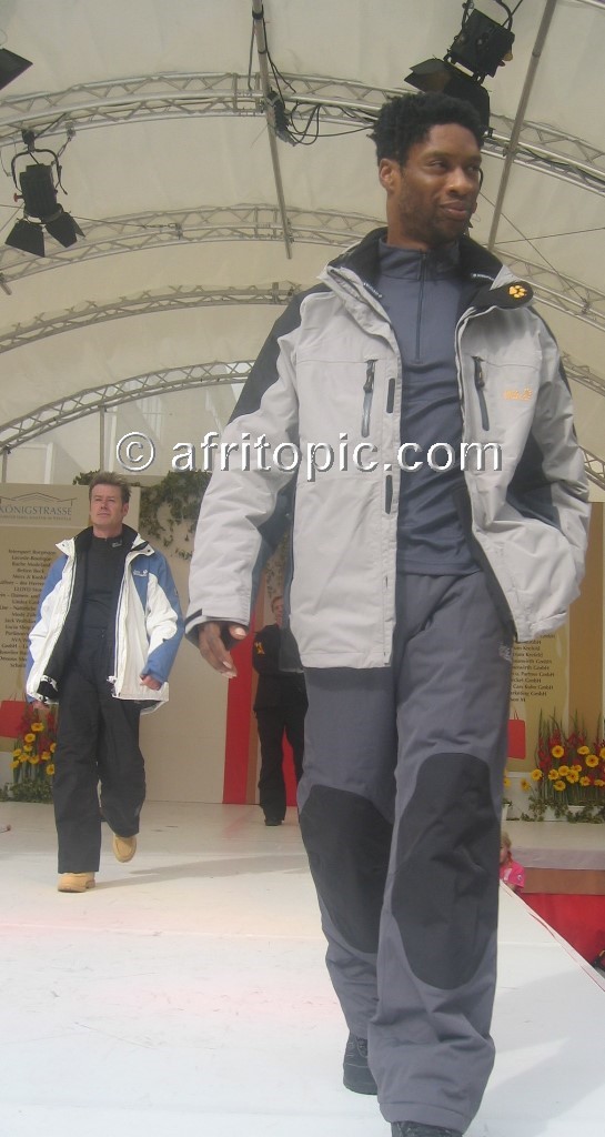 ../Images/krefash2 596.jpg